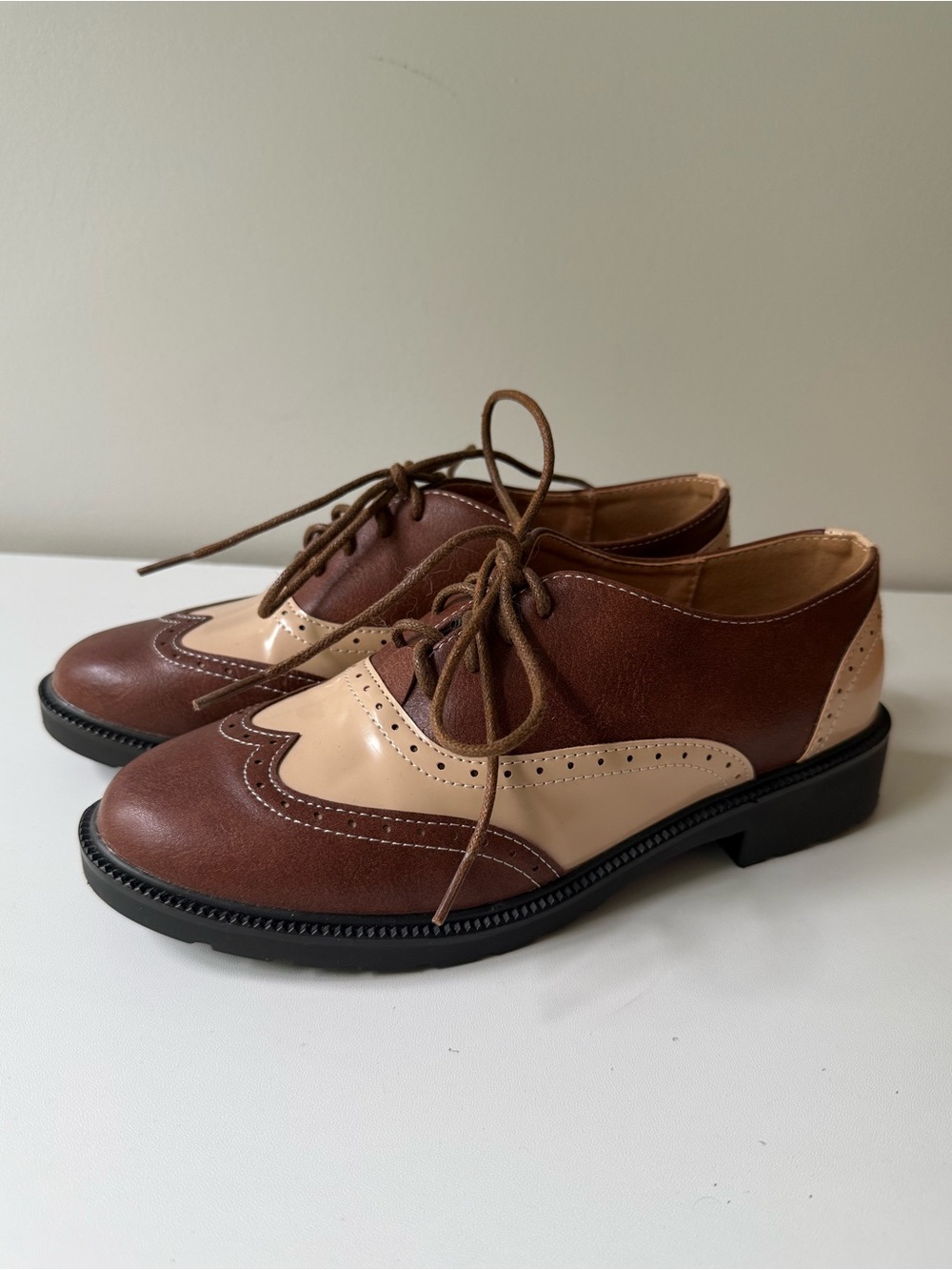 Classic Two-Tone Brown and Cream Women's Brogue Oxfords